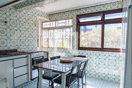 Apartamento para alugar com 74m², 2 quartos e 1 vagaCozinha