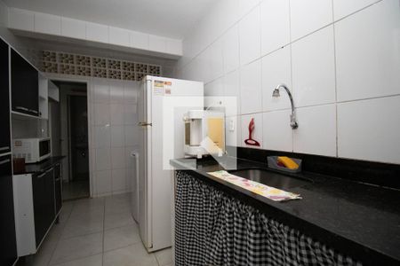 Apartamento para alugar com 77m², 3 quartos e 1 vagaCozinha e Área de Serviço