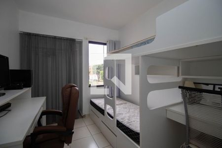 Quarto 1 de apartamento para alugar com 3 quartos, 77m² em Guará I, Brasília