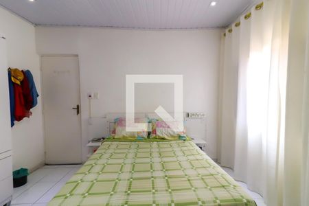 Casa à venda com 250m², 4 quartos e 2 vagas Casa à venda com 250m², 4 quartos e 2 vagasQuarto 3 - Casa 01