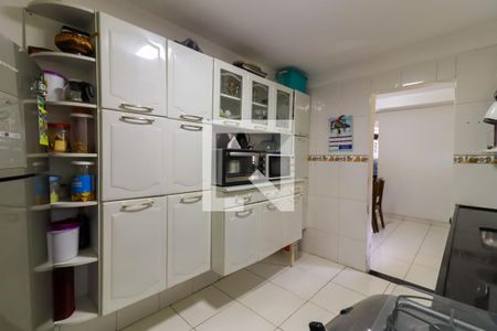 Casa à venda com 250m², 4 quartos e 2 vagas Casa à venda com 250m², 4 quartos e 2 vagasCozinha - Casa 01