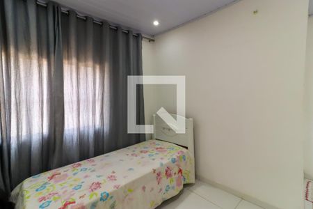 Quarto 1 - Casa 01 de casa à venda com 4 quartos, 250m² em Jardim das Palmas, São Paulo