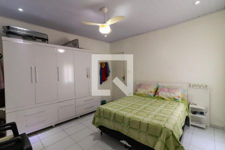 Casa à venda com 250m², 4 quartos e 2 vagas Casa à venda com 250m², 4 quartos e 2 vagasQuarto 3 - Casa 01