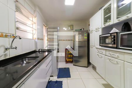 Casa à venda com 250m², 4 quartos e 2 vagas Casa à venda com 250m², 4 quartos e 2 vagasCozinha - Casa 01