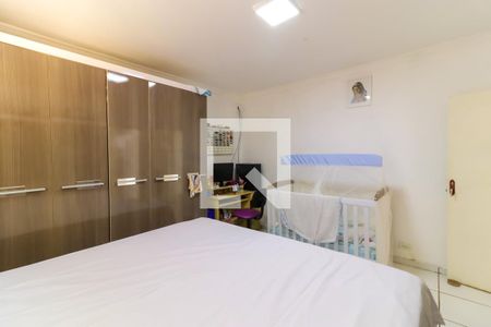 Casa à venda com 250m², 4 quartos e 2 vagas Casa à venda com 250m², 4 quartos e 2 vagasQuarto 2 - Casa 02