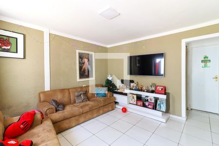 Casa à venda com 250m², 4 quartos e 2 vagas Casa à venda com 250m², 4 quartos e 2 vagasSala - Casa 02