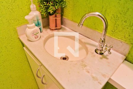 Lavabo de casa de condomínio à venda com 3 quartos, 161m² em Vila Ester (zona Norte), São Paulo