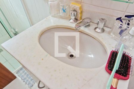 Casa de condomínio à venda com 161m², 3 quartos e 2 vagasBanheiro da Suíte