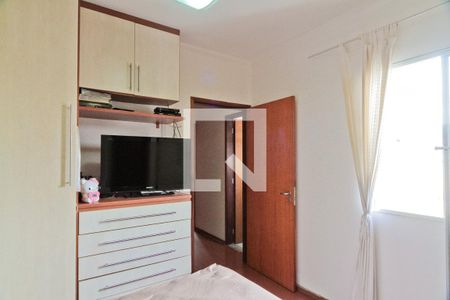 Suíte de casa de condomínio à venda com 3 quartos, 161m² em Vila Ester (zona Norte), São Paulo