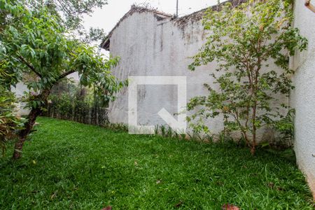 Casa para alugar com 300m², 4 quartos e 3 vagasQuintal dos fundos