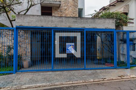Casa para alugar com 300m², 4 quartos e 3 vagasFachada