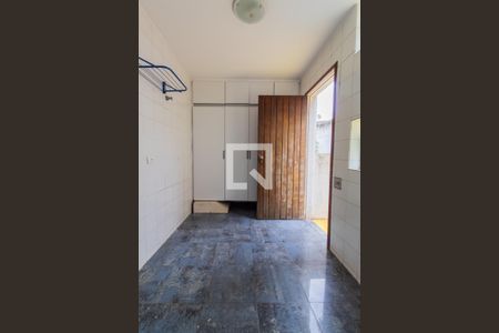 Casa para alugar com 300m², 4 quartos e 3 vagasÁrea de Serviço