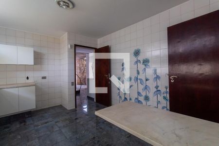 Casa para alugar com 300m², 4 quartos e 3 vagasCozinha