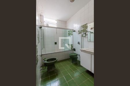 Casa para alugar com 300m², 4 quartos e 3 vagasBanheiro do Quarto 4