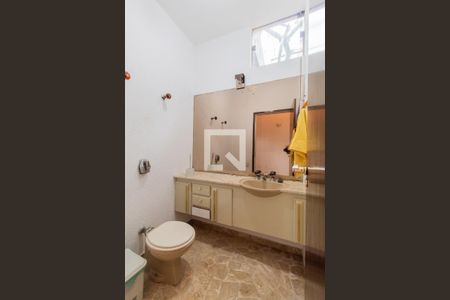 Casa para alugar com 300m², 4 quartos e 3 vagasLavabo