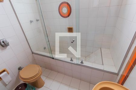 Casa para alugar com 300m², 4 quartos e 3 vagasBanheiro do Corredor