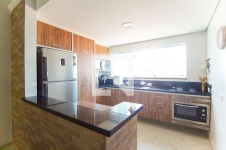 Cozinha de casa à venda com 3 quartos, 150m² em Parque Cruzeiro do Sul, São Paulo