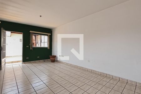 Casa à venda com 120m², 3 quartos e 3 vagasQuarto de Serviço