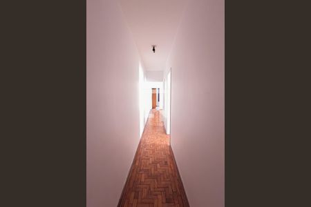 Casa à venda com 120m², 3 quartos e 3 vagasCorredor