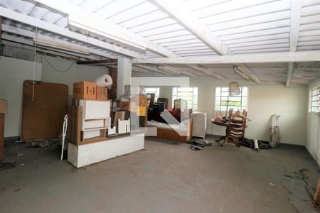 Casa à venda com 300m², 5 quartos e 3 vagasSalão 2