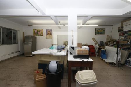 Casa à venda com 300m², 5 quartos e 3 vagasSalão 2