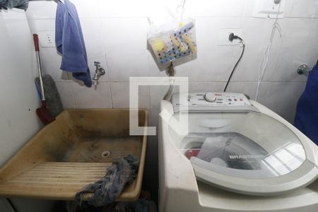 Casa à venda com 300m², 5 quartos e 3 vagasÁrea de Serviço 2