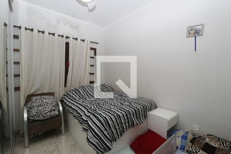 Casa à venda com 300m², 5 quartos e 3 vagasQuarto 4