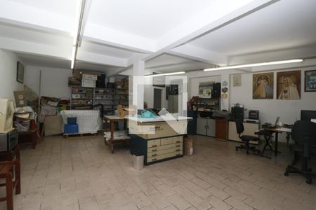 Casa à venda com 300m², 5 quartos e 3 vagasSalão 1