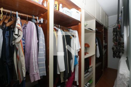 Closet da suíte de casa à venda com 5 quartos, 300m² em Jardim do Colegio (zona Norte), São Paulo