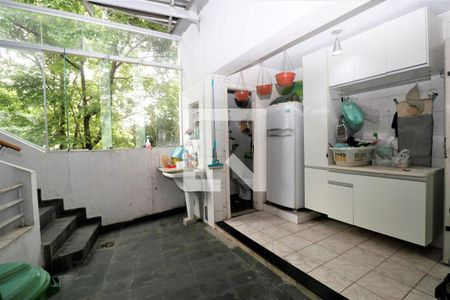 Casa à venda com 300m², 5 quartos e 3 vagasÁrea de Serviço