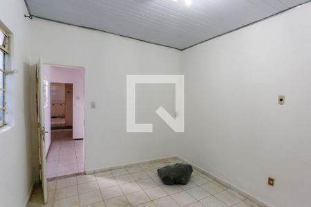 Quarto 2 de casa à venda com 2 quartos, 150m² em Pompéia, Belo Horizonte
