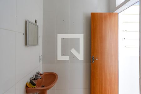 Casa para alugar com 150m², 2 quartos e 3 vagasBanheiro