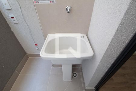 Sacada e área de serviço de apartamento para alugar com 1 quarto, 32m² em Centro, Osasco