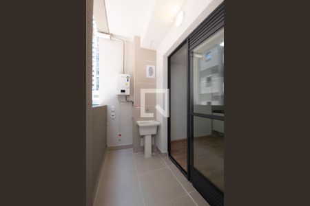 Sacada e área de serviço de apartamento para alugar com 1 quarto, 32m² em Centro, Osasco