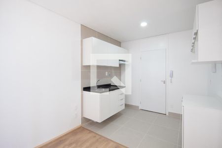 Sala e cozinha de apartamento para alugar com 1 quarto, 32m² em Centro, Osasco