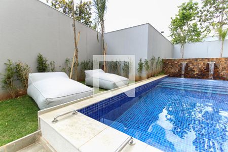 Apartamento à venda com 34m², 1 quarto e sem vaga Apartamento à venda com 34m², 1 quarto e sem vagaPiscina