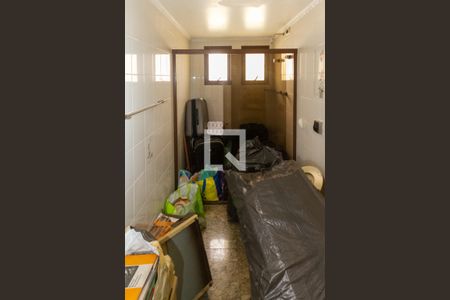 Apartamento à venda com 185m², 3 quartos e 3 vagas Apartamento à venda com 185m², 3 quartos e 3 vagasBanheiro Da Suite