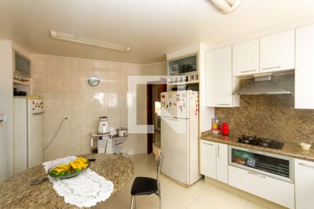 Apartamento à venda com 185m², 3 quartos e 3 vagas Apartamento à venda com 185m², 3 quartos e 3 vagasCozinha
