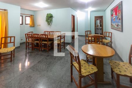 Apartamento à venda com 185m², 3 quartos e 3 vagas Apartamento à venda com 185m², 3 quartos e 3 vagasÁrea comum - Salão de festas