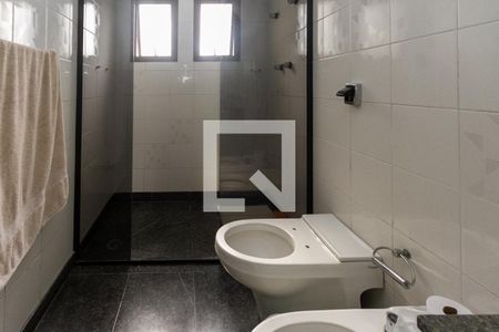 Apartamento à venda com 185m², 3 quartos e 3 vagas Apartamento à venda com 185m², 3 quartos e 3 vagasBanheiro da Suíte 03