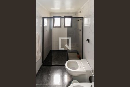 Apartamento à venda com 185m², 3 quartos e 3 vagas Apartamento à venda com 185m², 3 quartos e 3 vagasBanheiro da Suíte 03