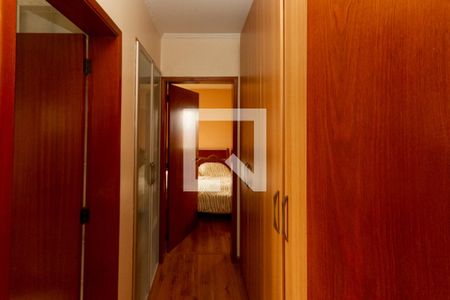 Apartamento à venda com 185m², 3 quartos e 3 vagas Apartamento à venda com 185m², 3 quartos e 3 vagasCloset da Suite 02