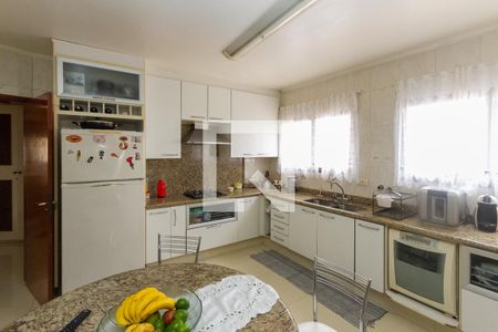 Apartamento à venda com 185m², 3 quartos e 3 vagas Apartamento à venda com 185m², 3 quartos e 3 vagasCozinha