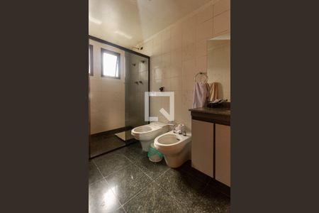 Apartamento à venda com 185m², 3 quartos e 3 vagas Apartamento à venda com 185m², 3 quartos e 3 vagasBanheiro da Suíte 03