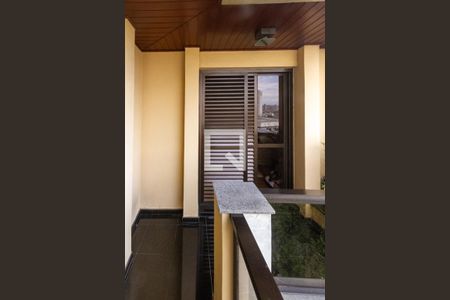 Apartamento à venda com 185m², 3 quartos e 3 vagas Apartamento à venda com 185m², 3 quartos e 3 vagasVaranda