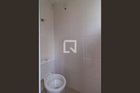 Apartamento para alugar com 65m², 2 quartos e sem vaga Apartamento para alugar com 65m², 2 quartos e sem vagaBanheiro de Serviço