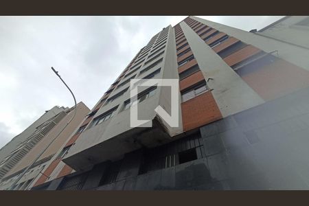 Apartamento para alugar com 65m², 2 quartos e sem vaga Apartamento para alugar com 65m², 2 quartos e sem vagaFachada