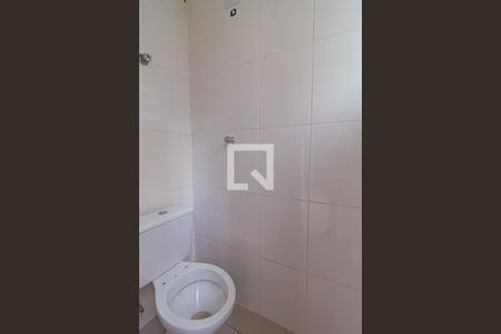 Apartamento para alugar com 65m², 2 quartos e sem vaga Apartamento para alugar com 65m², 2 quartos e sem vagaBanheiro de Serviço