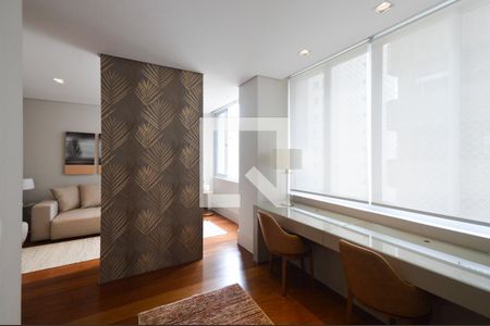 Apartamento à venda com 280m², 3 quartos e 3 vagasSala de TV