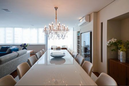 Sala de Jantar de apartamento à venda com 3 quartos, 280m² em Higienópolis, São Paulo